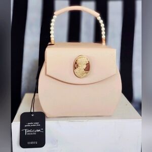 ❤️ New Tuscan Designs Jewelry Box Case Soft Beige Leather